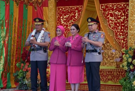 Estafet Kepemimpinan Polda Riau Herry Heryawan Titip Dua Hal utama